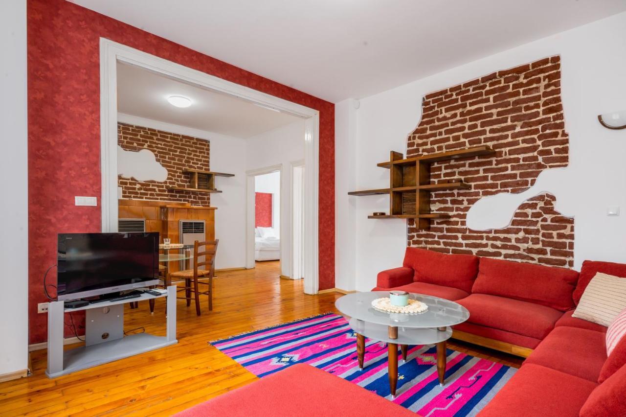 Apartment Sofia's Vintage Gem: Spacious 2bd Flat On Solunska Sofia